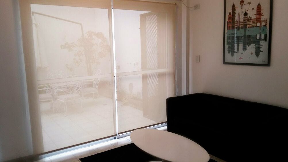 Cortina Roller Screen 5%