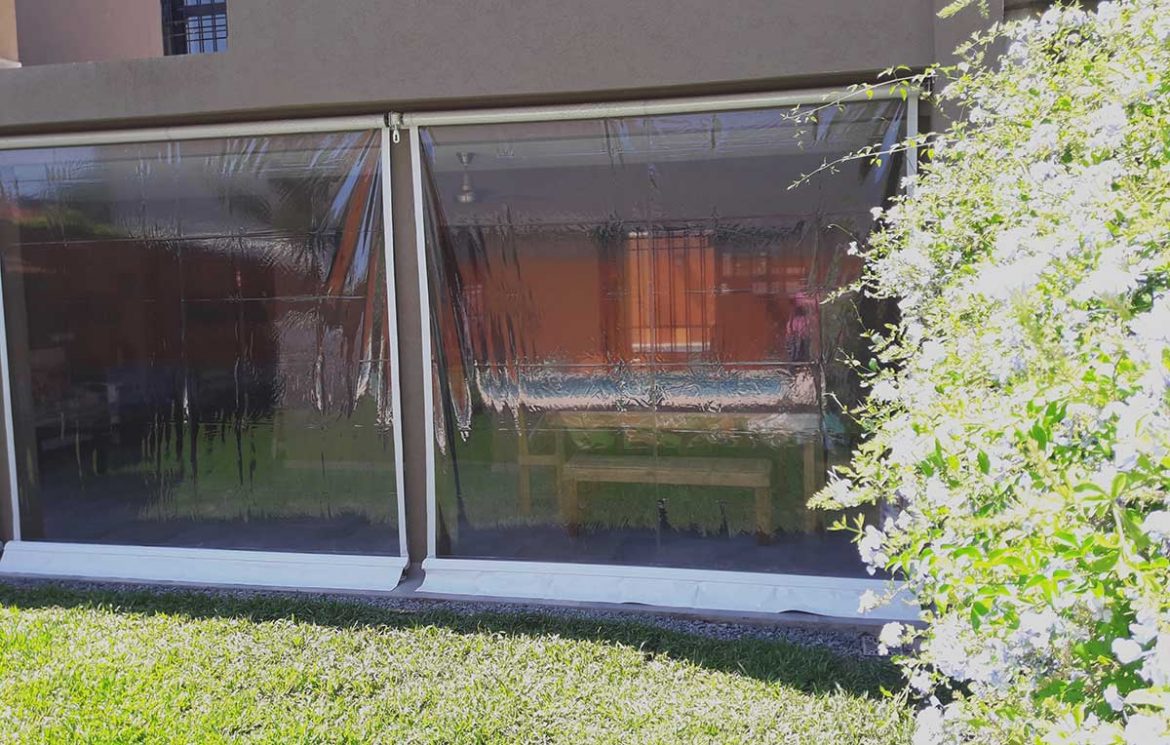 Cerramientos Jardin Plástico Toldo Transparente con Perforaciones  Metálicas, Lona Impermeable de Plástico Transparente (Color : White, Size :  4x3m)